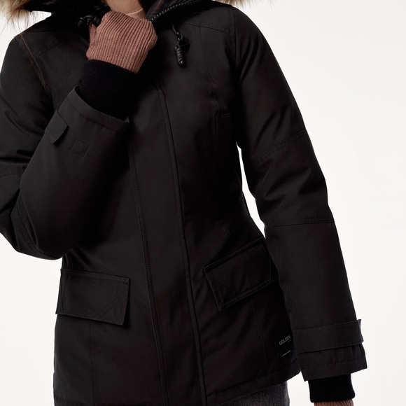 Aritzia TNA Larsen Parka